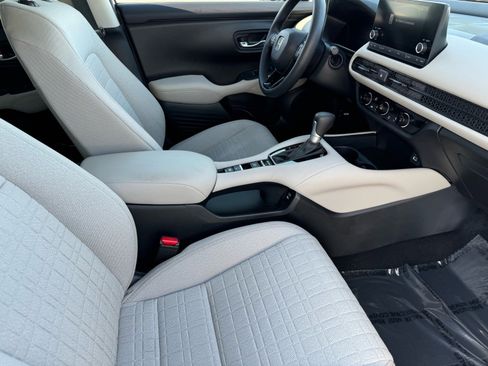 Used 2024 Honda HR-V LX image 14