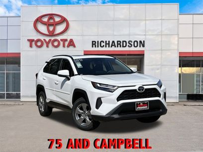 New 2025 Toyota RAV4 XLE