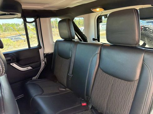 Used 2014 Jeep Wrangler Unlimited Sport AWD/4WD image 22