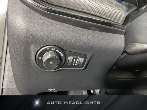 New 2026 Jeep Compass Limited image 22