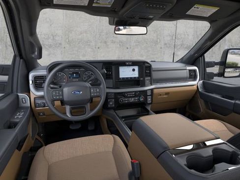 New 2026 Ford F250 XLT w/ FX4 Off-Road Package AWD/4WD image 10