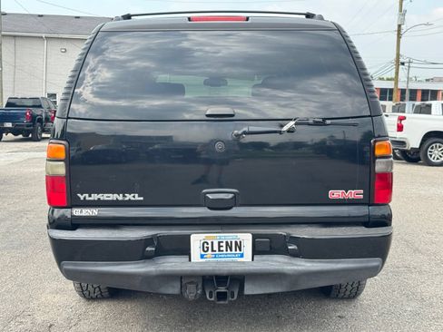 Used 2006 GMC Yukon XL Denali AWD/4WD image 5