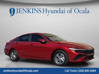 New 2026 Hyundai Elantra SE video 1