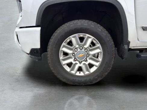 Used 2024 Chevrolet Silverado 3500 High Country w/ High Country Premium Package AWD/4WD image 44