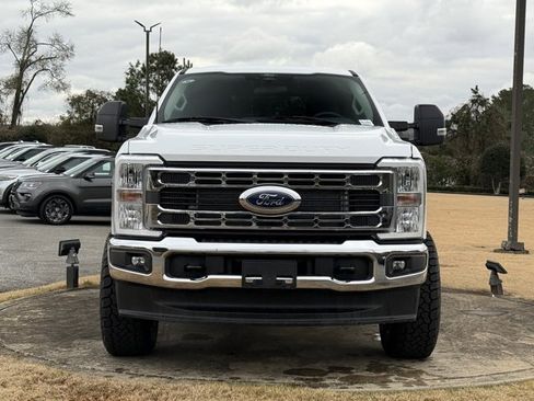 Used 2024 Ford F250 XLT w/ FX4 Off-Road Package image 10