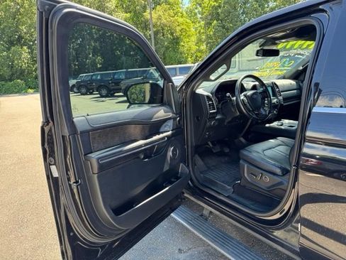 Used 2020 Ford Expedition Limited RWD image 12
