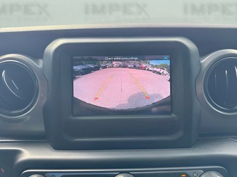 Used 2022 Jeep Wrangler Unlimited Sport AWD/4WD image 12