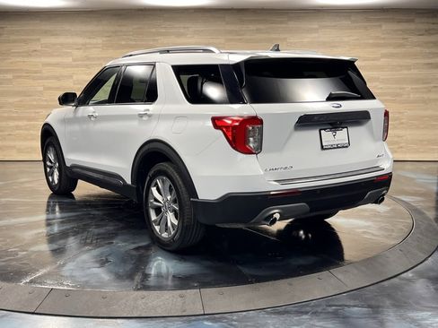 Used 2023 Ford Explorer Limited image 6