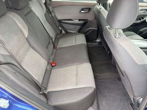 Used 2023 Nissan Rogue SV image 28