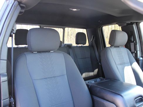 Used 2018 Ford F150 XLT w/ Equipment Group 302A Luxury AWD/4WD image 36