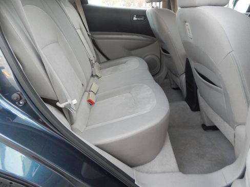 Used 2012 Nissan Rogue S image 32