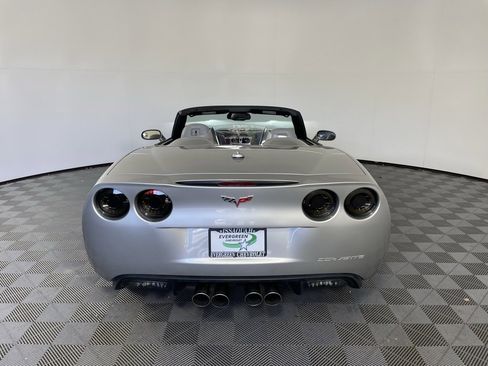 Used 2005 Chevrolet Corvette Convertible w/ Preferred Equipment Group image 6