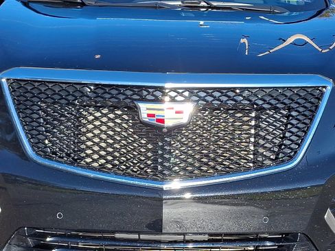 Certified 2023 Cadillac XT5 Sportv w/ Technology Package image 9