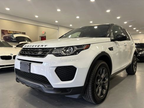Used 2019 Land Rover Discovery Sport HSE AWD/4WD image 3