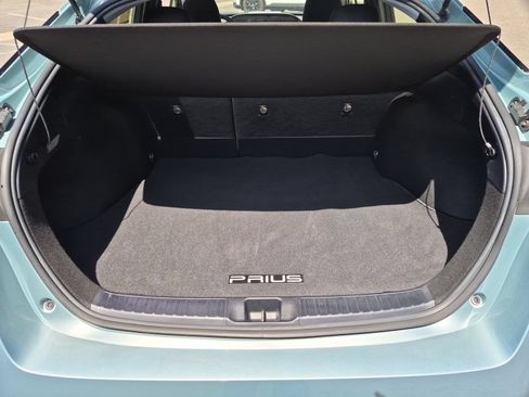 Used 2016 Toyota Prius Two FWD image 32