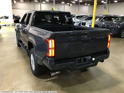 Used 2024 Toyota Tacoma SR5 AWD/4WD image 4