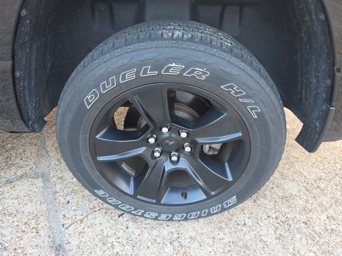 Used 2021 RAM 1500 Big Horn AWD/4WD image 13