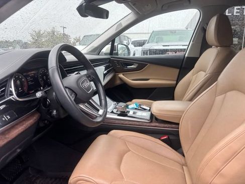 Used 2023 Audi Q7 3.0T Prestige AWD/4WD image 10