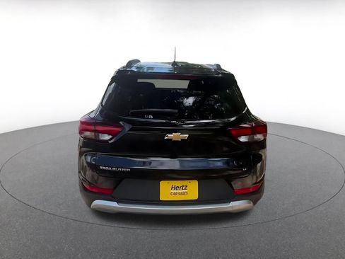 Used 2025 Chevrolet TrailBlazer LT FWD image 12