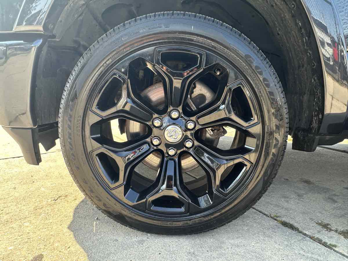 Used 2020 RAM 1500 Limited AWD/4WD image 9