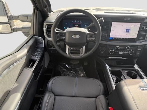 Used 2025 Ford F250 Platinum w/ FX4 Off-Road Package AWD/4WD image 12
