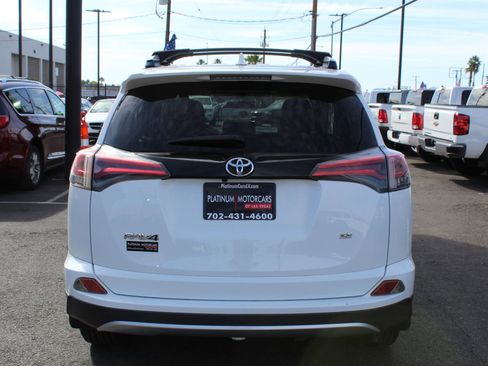Used 2016 Toyota RAV4 SE FWD image 10