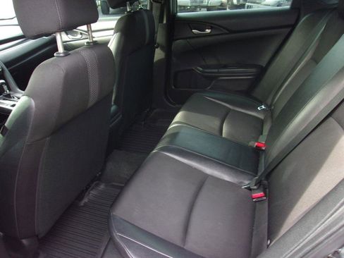 Used 2021 Honda Civic Sport image 8