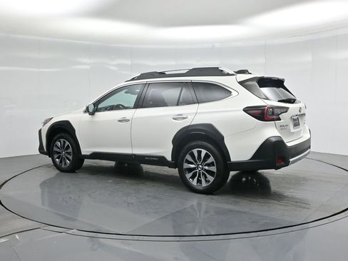 Used 2024 Subaru Outback Touring XT image 7