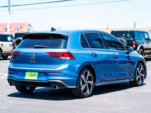 Used 2025 Volkswagen GTI SE FWD image 4
