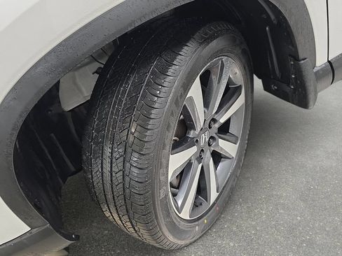 Used 2023 Honda Pilot Touring image 26