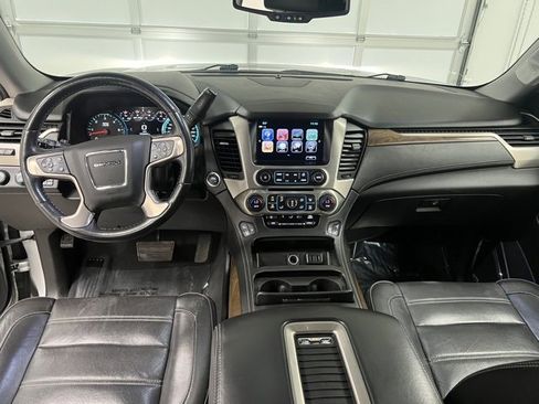 Used 2020 GMC Yukon XL Denali image 28