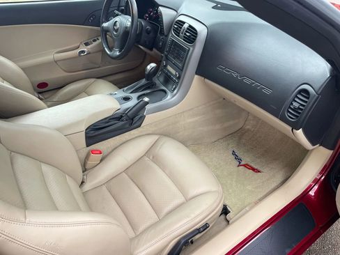 Used 2007 Chevrolet Corvette Convertible w/ Preferred Equipment Group image 15