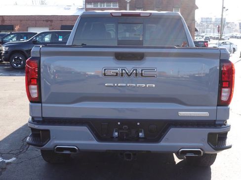 Used 2024 GMC Sierra 1500 Elevation w/ Elevation Premium Package image 9
