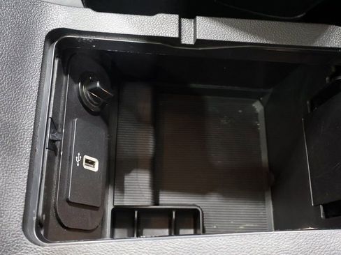 Used 2020 Ford Mustang Premium image 31