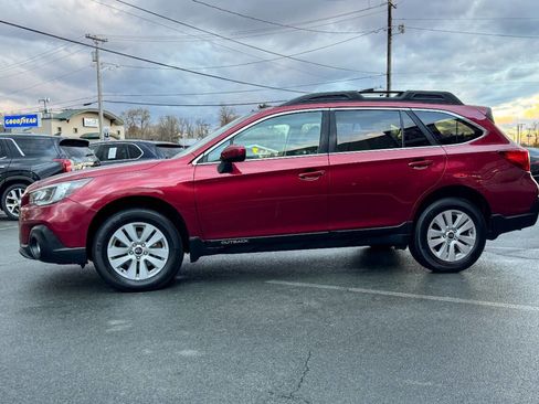 Used 2018 Subaru Outback 2.5i Premium image 7