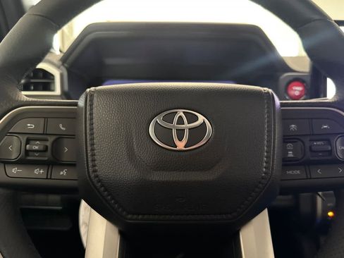 New 2026 Toyota 4Runner TRD Off-Road Premium AWD/4WD image 25