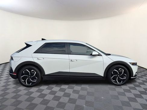 Used 2024 Hyundai Ioniq 5 SE image 8