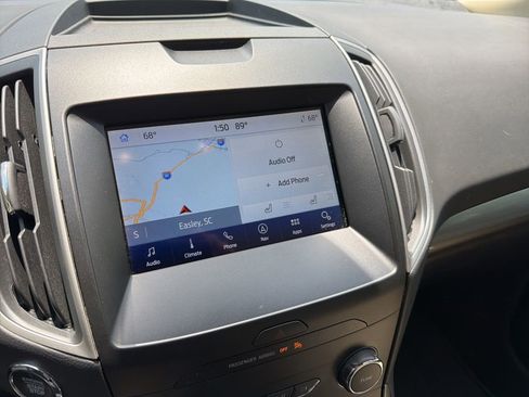 Used 2020 Ford Edge SEL w/ Convenience Package FWD image 16