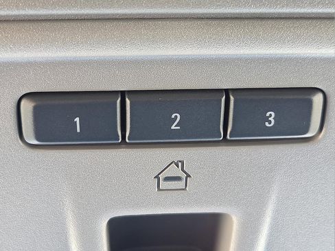 Certified 2023 GMC Sierra 1500 SLT w/ SLT Premium Package image 21