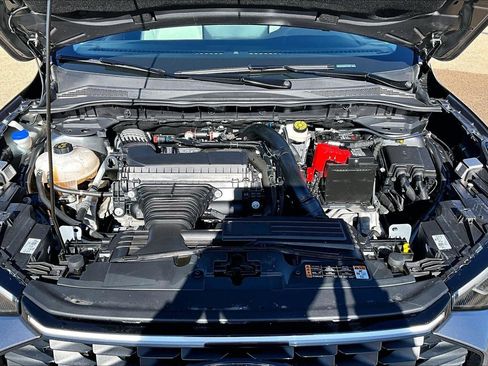 Used 2024 Ford Escape Platinum image 10