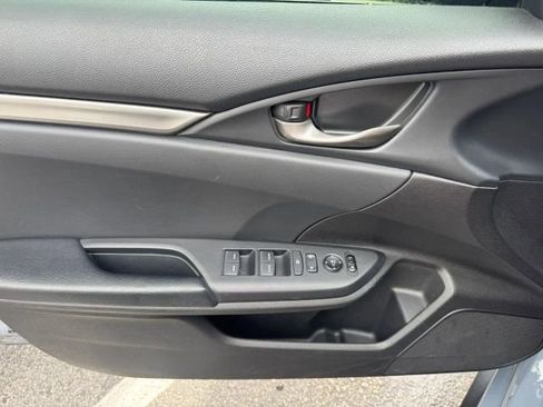Used 2020 Honda Civic Sport image 8