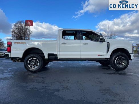 Used 2024 Ford F350 Platinum w/ Tremor Off-Road Package image 33