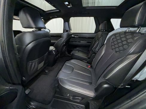 Used 2021 Hyundai Palisade Calligraphy image 12