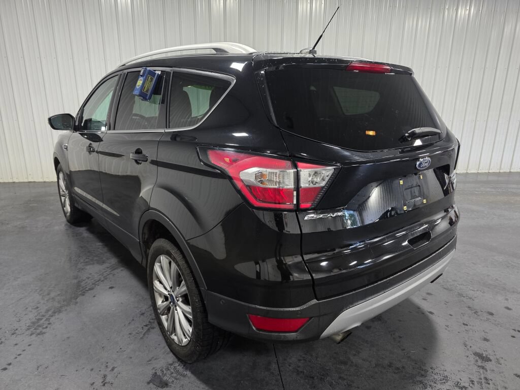 Used 2017 Ford Escape Titanium w/ Equipment Group 301A AWD/4WD image 3