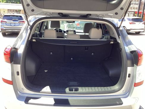Used 2020 Hyundai Tucson AWD image 10