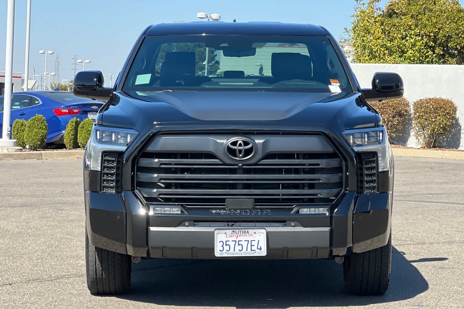 Used 2025 Toyota Tundra Limited AWD/4WD image 10