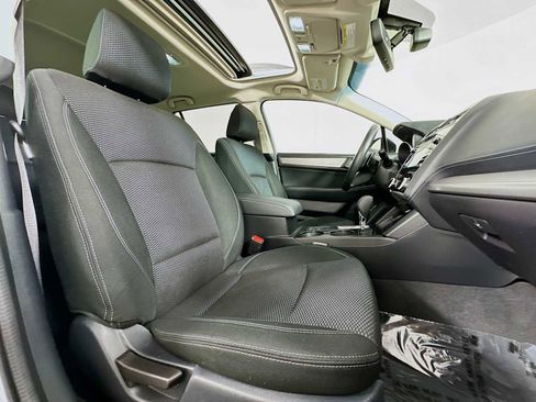 Used 2019 Subaru Outback 2.5i Premium image 26