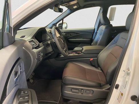 New 2026 Honda Ridgeline Black Edition image 9