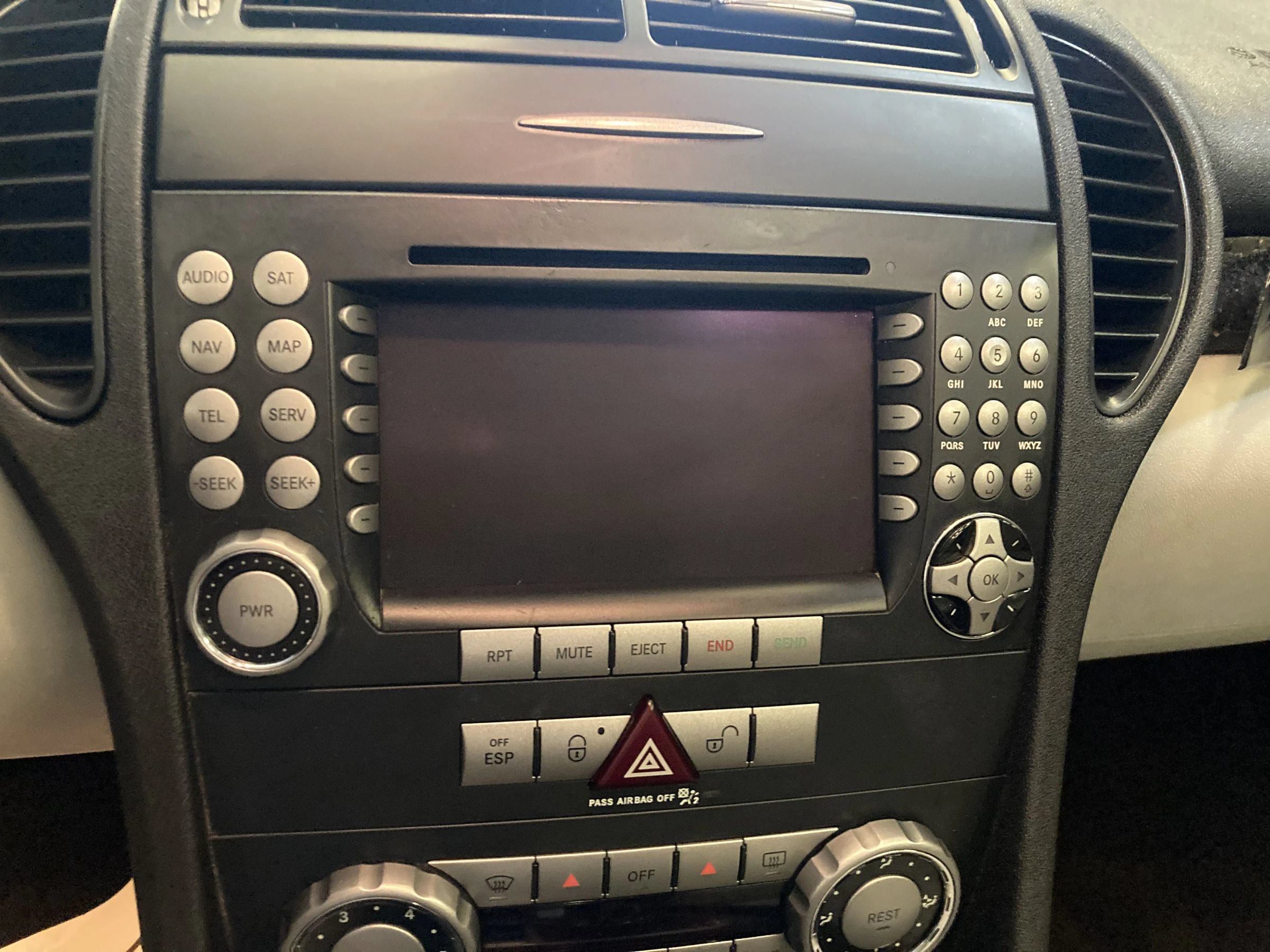 Used 2005 Mercedes-Benz SLK 350 image 24