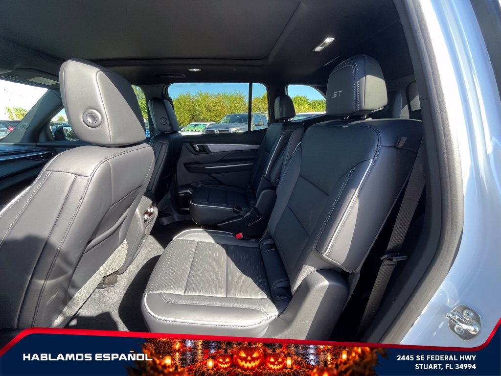 New 2026 Buick Enclave Sport Touring w/ Power Package FWD image 13